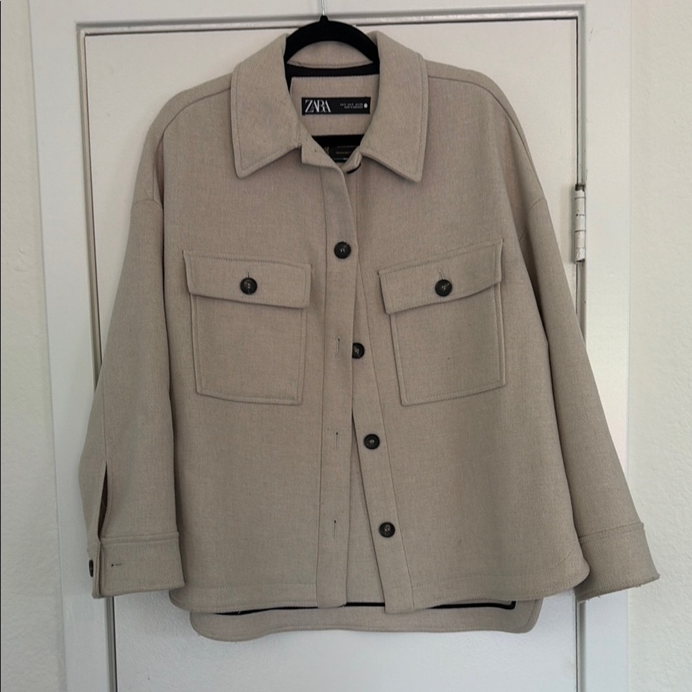 Zara Beige Oversized Button-Up Shacket